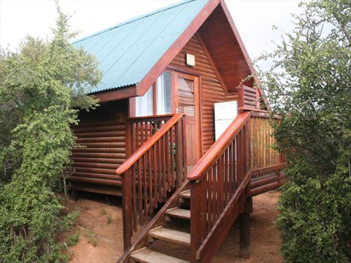 addo-restcamp-forest-cabin-hf4_1_L